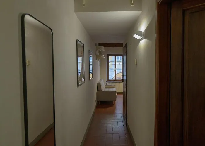 Traditional Florentine 1Br Close To Piazza Santa Croce